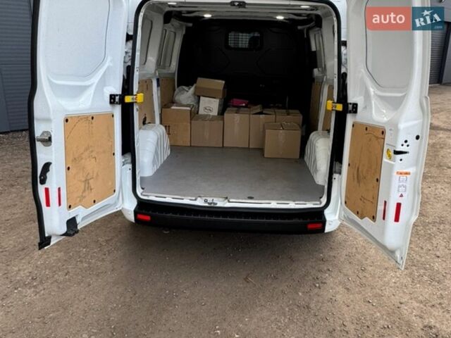 Білий Форд Транзит Кастом, об'ємом двигуна 2 л та пробігом 250 тис. км за 18500 $, фото 15 на Automoto.ua