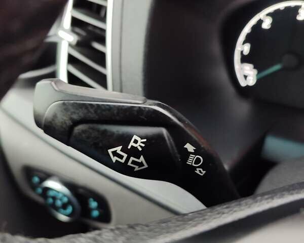 Білий Форд Транзит Кастом, об'ємом двигуна 2 л та пробігом 166 тис. км за 17999 $, фото 40 на Automoto.ua