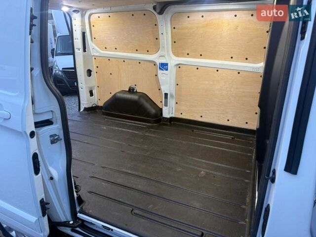 Білий Форд Транзит Кастом, об'ємом двигуна 2 л та пробігом 197 тис. км за 17900 $, фото 39 на Automoto.ua