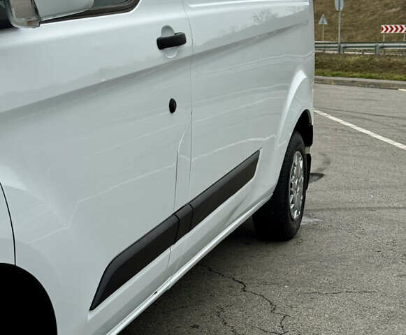 Білий Форд Транзит Кастом, об'ємом двигуна 2 л та пробігом 219 тис. км за 15750 $, фото 10 на Automoto.ua