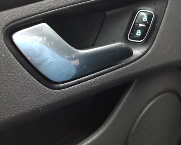 Білий Форд Транзит Кастом, об'ємом двигуна 2 л та пробігом 166 тис. км за 17999 $, фото 44 на Automoto.ua