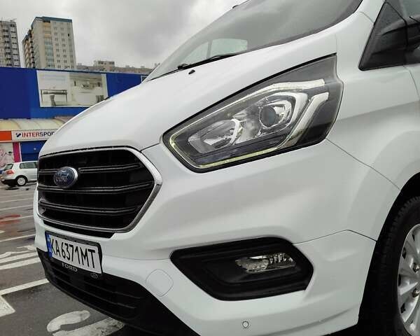 Белый Форд Транзит Кастом, объемом двигателя 2 л и пробегом 166 тыс. км за 16999 $, фото 3 на Automoto.ua