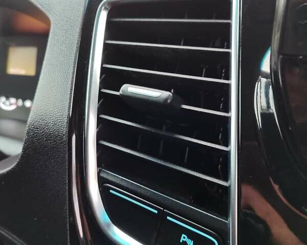 Белый Форд Транзит Кастом, объемом двигателя 2 л и пробегом 166 тыс. км за 16999 $, фото 50 на Automoto.ua