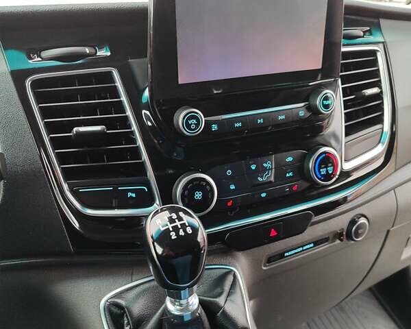 Білий Форд Транзит Кастом, об'ємом двигуна 2 л та пробігом 166 тис. км за 17999 $, фото 62 на Automoto.ua