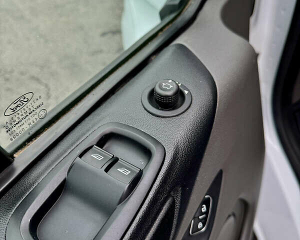 Білий Форд Транзит Кастом, об'ємом двигуна 2 л та пробігом 219 тис. км за 15750 $, фото 33 на Automoto.ua