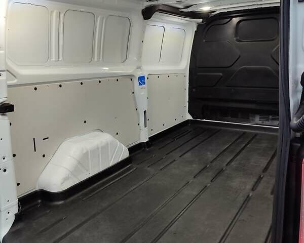 Белый Форд Транзит Кастом, объемом двигателя 2 л и пробегом 166 тыс. км за 16999 $, фото 33 на Automoto.ua