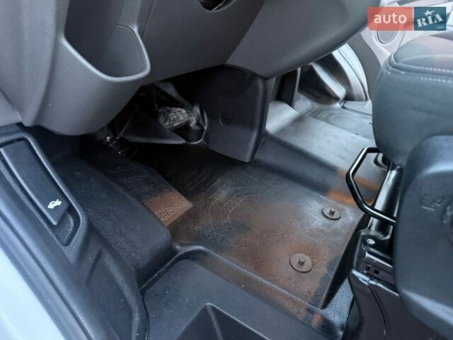 Білий Форд Транзит Кастом, об'ємом двигуна 2 л та пробігом 197 тис. км за 17900 $, фото 27 на Automoto.ua