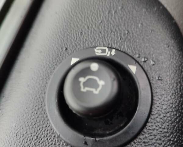 Белый Форд Транзит Кастом, объемом двигателя 2 л и пробегом 166 тыс. км за 16999 $, фото 43 на Automoto.ua