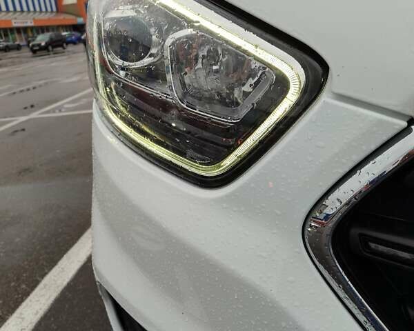 Белый Форд Транзит Кастом, объемом двигателя 2 л и пробегом 166 тыс. км за 16999 $, фото 18 на Automoto.ua