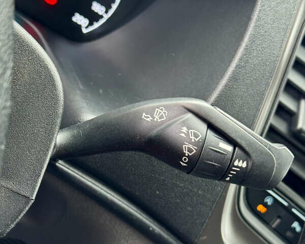 Білий Форд Транзит Кастом, об'ємом двигуна 2 л та пробігом 219 тис. км за 15750 $, фото 24 на Automoto.ua