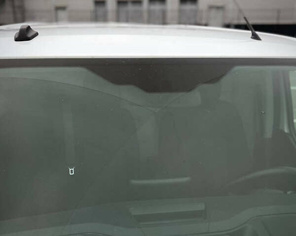 Белый Форд Транзит Кастом, объемом двигателя 2 л и пробегом 207 тыс. км за 18500 $, фото 14 на Automoto.ua