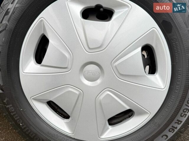 Білий Форд Транзит Кастом, об'ємом двигуна 2 л та пробігом 199 тис. км за 17300 $, фото 66 на Automoto.ua