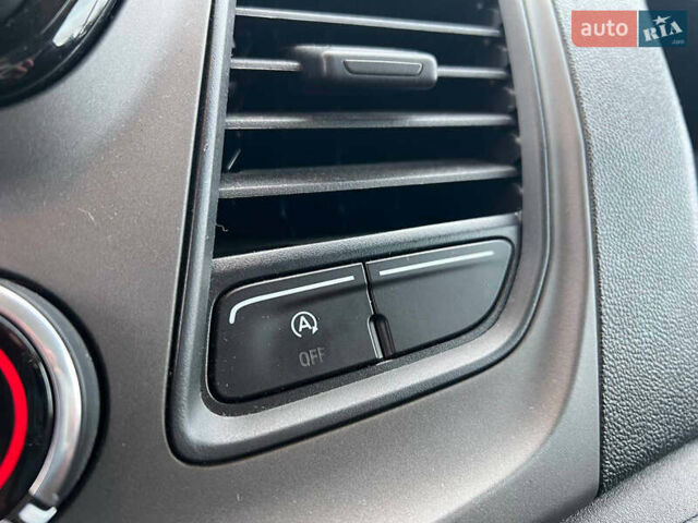 Білий Форд Транзит Кастом, об'ємом двигуна 2 л та пробігом 318 тис. км за 18140 $, фото 31 на Automoto.ua