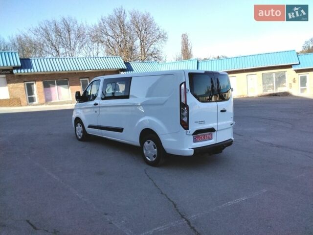 Белый Форд Транзит Кастом, объемом двигателя 2 л и пробегом 190 тыс. км за 17400 $, фото 2 на Automoto.ua