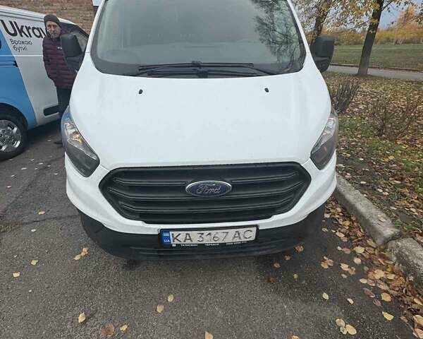 Білий Форд Транзит Кастом, об'ємом двигуна 2 л та пробігом 200 тис. км за 10999 $, фото 2 на Automoto.ua