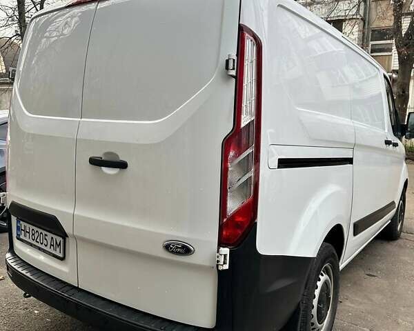 Білий Форд Транзит Кастом, об'ємом двигуна 2 л та пробігом 223 тис. км за 16500 $, фото 4 на Automoto.ua