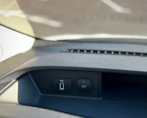 Білий Форд Транзит Кастом, об'ємом двигуна 2 л та пробігом 243 тис. км за 18900 $, фото 39 на Automoto.ua