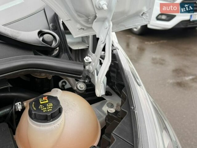 Білий Форд Транзит Кастом, об'ємом двигуна 2 л та пробігом 199 тис. км за 17300 $, фото 35 на Automoto.ua