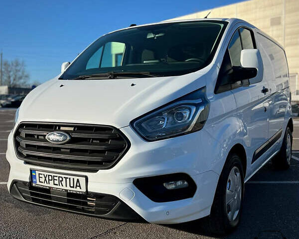 Білий Форд Транзит Кастом, об'ємом двигуна 2 л та пробігом 243 тис. км за 18900 $, фото 6 на Automoto.ua