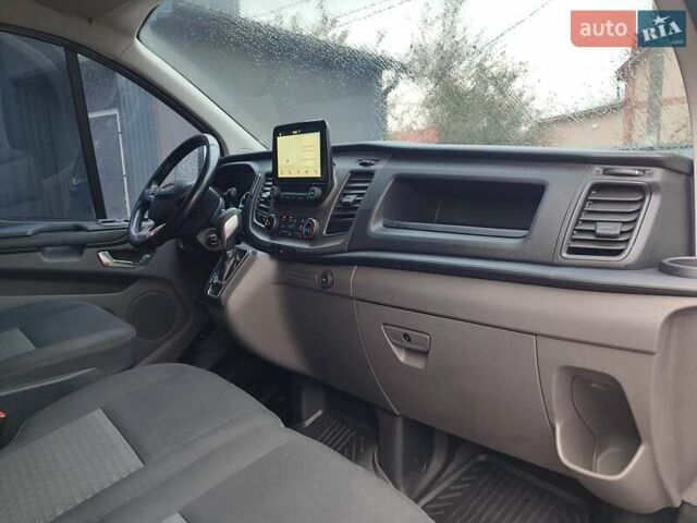 Форд Транзит Кастом 2019 у Млынове на Automoto.ua Білий Форд Транзит Кастом, об'ємом двигуна 2 л та пробігом 226 тис. км за 15950 $, фото 5 на Automoto.ua