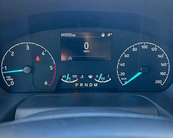 Білий Форд Транзит Кастом, об'ємом двигуна 2 л та пробігом 243 тис. км за 18900 $, фото 23 на Automoto.ua