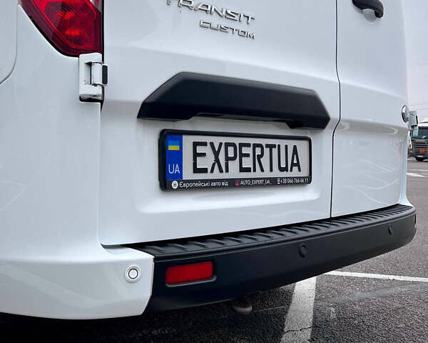 Белый Форд Транзит Кастом, объемом двигателя 2 л и пробегом 207 тыс. км за 18500 $, фото 11 на Automoto.ua