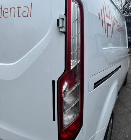 Білий Форд Транзит Кастом, об'ємом двигуна 2 л та пробігом 332 тис. км за 17000 $, фото 14 на Automoto.ua