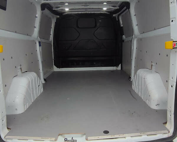 Білий Форд Транзит Кастом, об'ємом двигуна 2 л та пробігом 228 тис. км за 15950 $, фото 13 на Automoto.ua