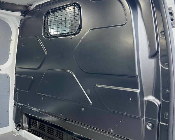 Белый Форд Транзит Кастом, объемом двигателя 2 л и пробегом 220 тыс. км за 19200 $, фото 41 на Automoto.ua