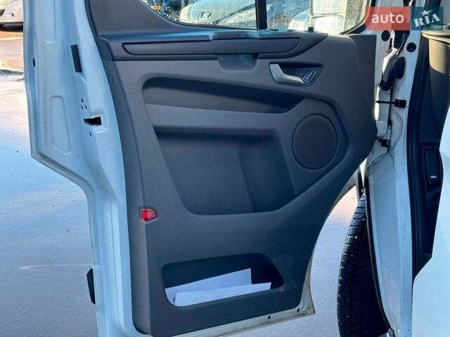 Білий Форд Транзит Кастом, об'ємом двигуна 2 л та пробігом 318 тис. км за 14990 $, фото 15 на Automoto.ua