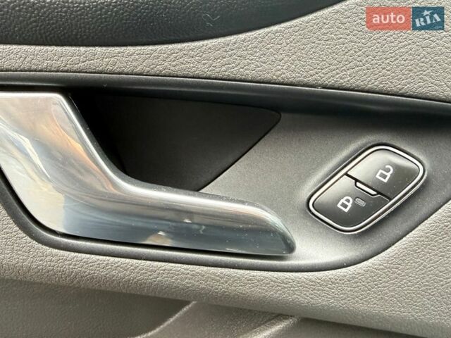 Білий Форд Транзит Кастом, об'ємом двигуна 2 л та пробігом 199 тис. км за 17300 $, фото 45 на Automoto.ua