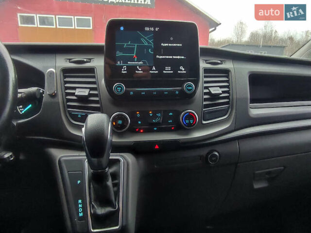 Білий Форд Транзит Кастом, об'ємом двигуна 2 л та пробігом 228 тис. км за 15950 $, фото 3 на Automoto.ua