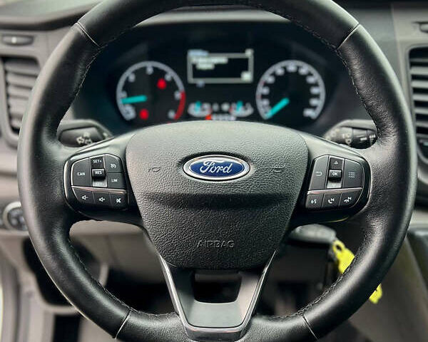 Белый Форд Транзит Кастом, объемом двигателя 2 л и пробегом 207 тыс. км за 18500 $, фото 22 на Automoto.ua