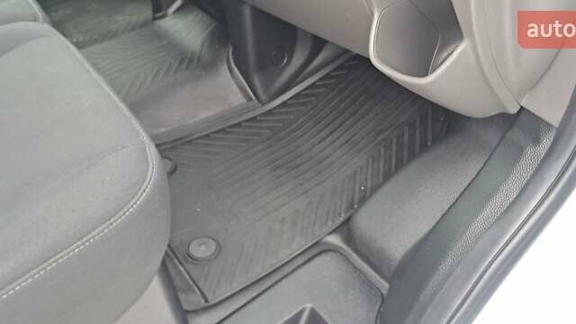 Білий Форд Транзит Кастом, об'ємом двигуна 2 л та пробігом 201 тис. км за 16300 $, фото 62 на Automoto.ua