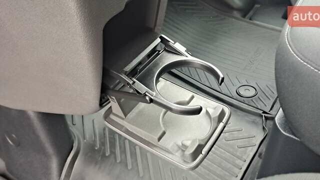 Білий Форд Транзит Кастом, об'ємом двигуна 2 л та пробігом 201 тис. км за 16800 $, фото 48 на Automoto.ua