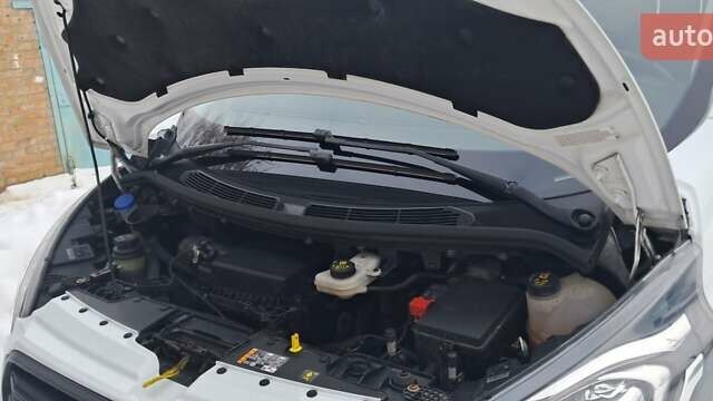 Білий Форд Транзит Кастом, об'ємом двигуна 2 л та пробігом 201 тис. км за 16800 $, фото 80 на Automoto.ua