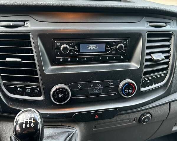 Білий Форд Транзит Кастом, об'ємом двигуна 2 л та пробігом 223 тис. км за 16500 $, фото 6 на Automoto.ua