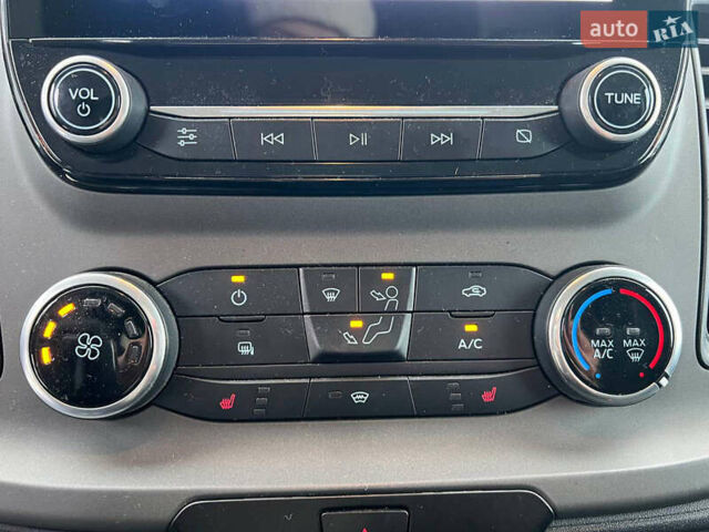 Білий Форд Транзит Кастом, об'ємом двигуна 2 л та пробігом 318 тис. км за 18140 $, фото 28 на Automoto.ua