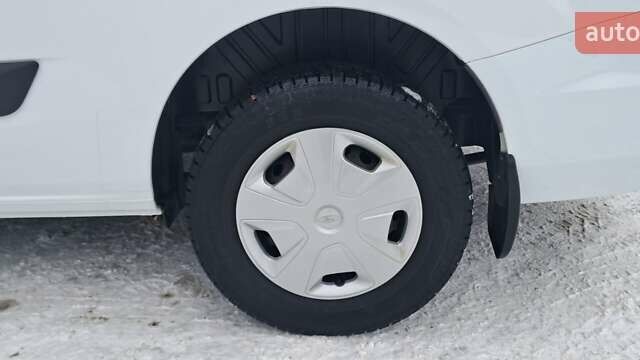 Білий Форд Транзит Кастом, об'ємом двигуна 2 л та пробігом 201 тис. км за 16800 $, фото 25 на Automoto.ua