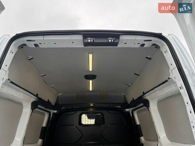 Білий Форд Транзит Кастом, об'ємом двигуна 2 л та пробігом 199 тис. км за 17300 $, фото 18 на Automoto.ua