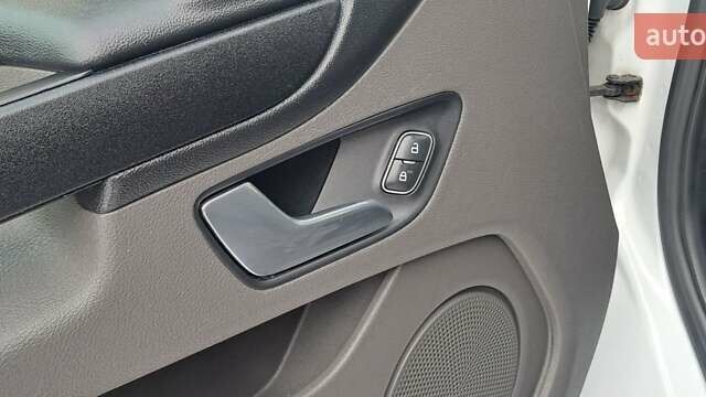 Білий Форд Транзит Кастом, об'ємом двигуна 2 л та пробігом 201 тис. км за 16300 $, фото 59 на Automoto.ua