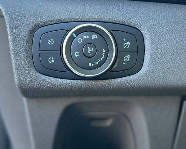 Білий Форд Транзит Кастом, об'ємом двигуна 2 л та пробігом 243 тис. км за 18900 $, фото 38 на Automoto.ua