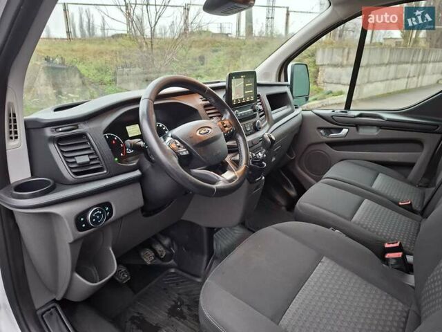 Белый Форд Транзит Кастом, объемом двигателя 2 л и пробегом 253 тыс. км за 13999 $, фото 21 на Automoto.ua