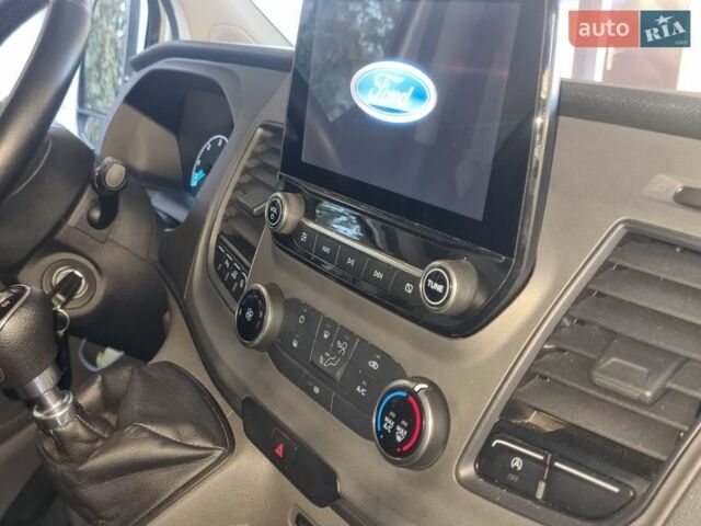 Белый Форд Транзит Кастом, объемом двигателя 2 л и пробегом 199 тыс. км за 17600 $, фото 9 на Automoto.ua