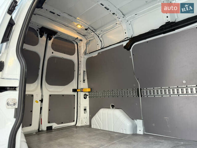 Белый Форд Транзит Кастом, объемом двигателя 2 л и пробегом 197 тыс. км за 14599 $, фото 39 на Automoto.ua