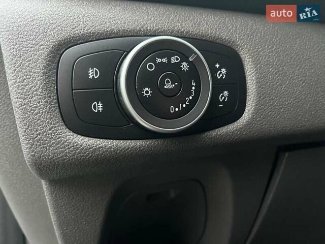 Білий Форд Транзит Кастом, об'ємом двигуна 2 л та пробігом 216 тис. км за 17800 $, фото 44 на Automoto.ua