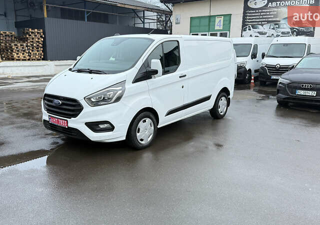 Белый Форд Транзит Кастом, объемом двигателя 2 л и пробегом 258 тыс. км за 17500 $, фото 3 на Automoto.ua