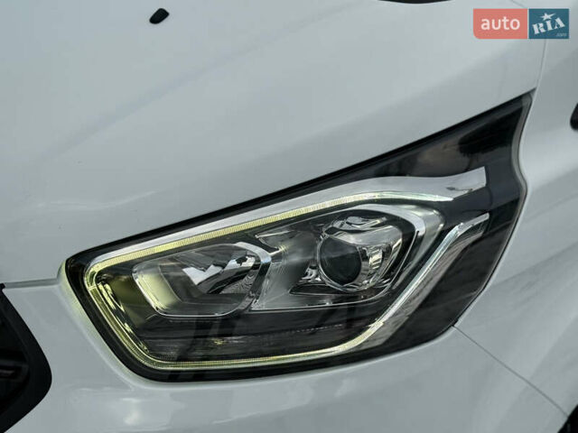 Белый Форд Транзит Кастом, объемом двигателя 2 л и пробегом 197 тыс. км за 14599 $, фото 12 на Automoto.ua