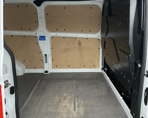 Белый Форд Транзит Кастом, объемом двигателя 2 л и пробегом 222 тыс. км за 15800 $, фото 18 на Automoto.ua