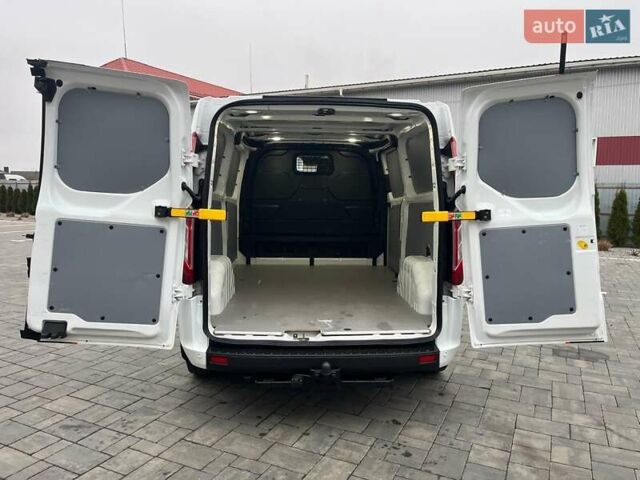 Білий Форд Транзит Кастом, об'ємом двигуна 2 л та пробігом 216 тис. км за 17800 $, фото 18 на Automoto.ua